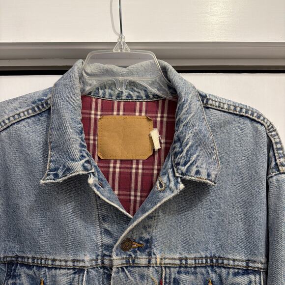 VTG Levi’s 70614 Denim Trucker Jean Jacket, Red Plaid Lining, Faded/Thrashed - Picture 2 of 15